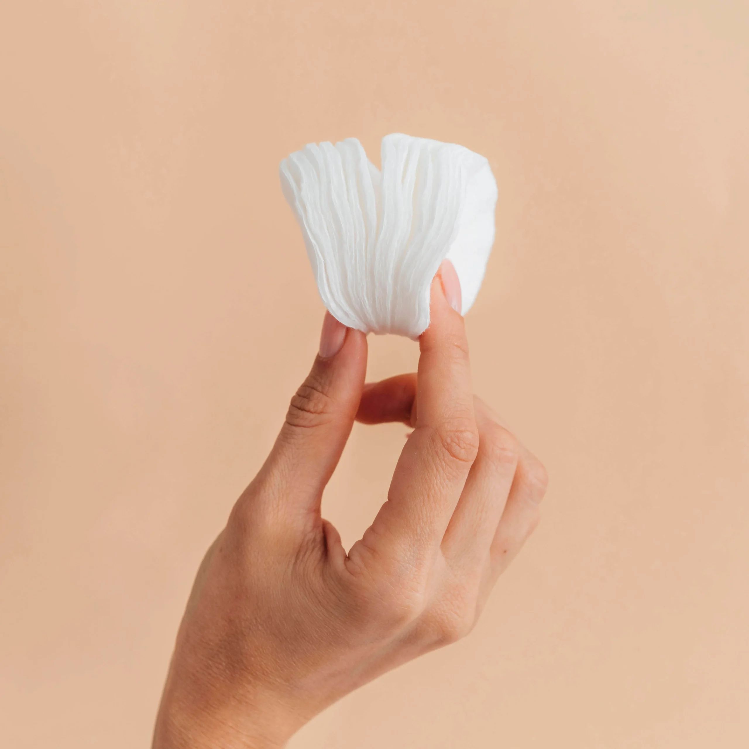 healthy-beautiful-manicure-with-cotton-pads (1)